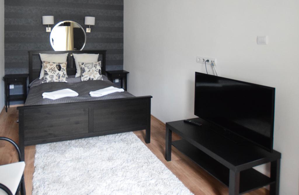Luxury Apartment By Hi5-Varoshaz Suite بودابست المظهر الخارجي الصورة